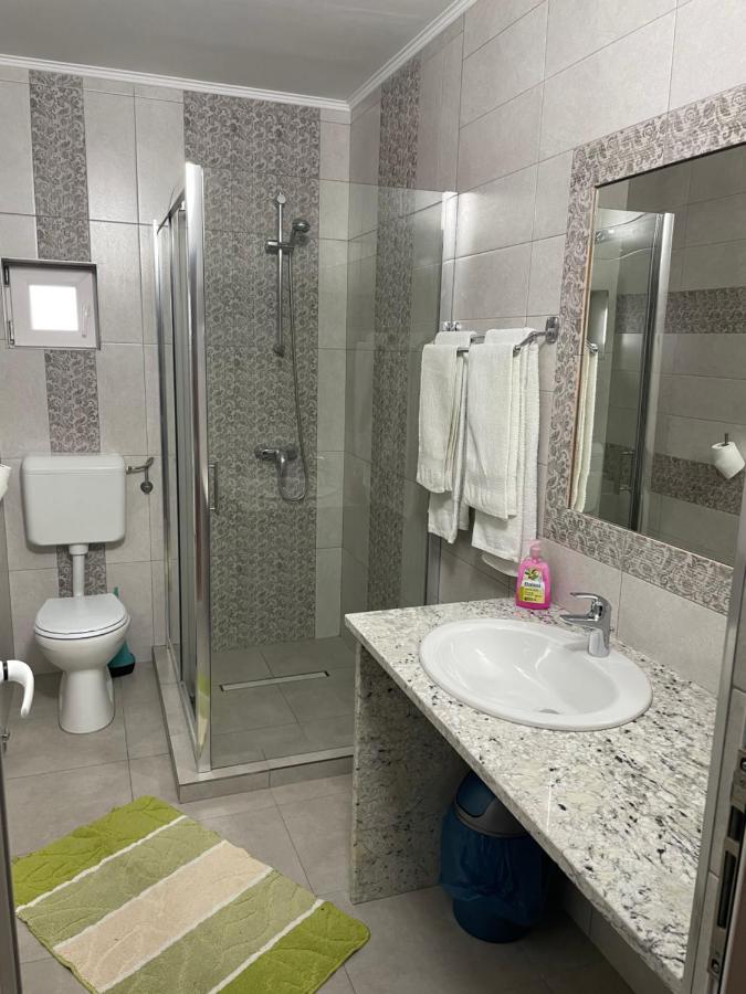 Pension Regal Satu Mare Bagian luar foto